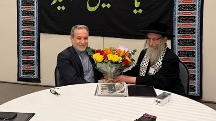 Anti-Zionist rabbi banned from entering Occupied Territories over meeting with Iranian FM