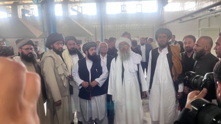 بازدید والی هرات از اردوگاه ساماندهی اتباع افغانستانی در شهر «سفید سنگ» فریمان