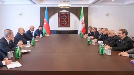 Pezeşkian’ın Azerbaycan Cumhurbaşkanı ile Görüşmesi