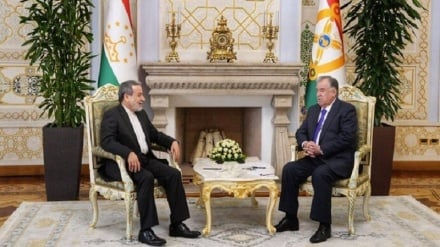 دیدار عراقچی با رحمان؛ عزم ایران و تاجیکستان برای گسترش و تحکیم روابط 