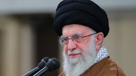 اندیشه‌های امام خامنه‌ای | انتخاب ملّت ایران در مقابله‌ با استکبار تسلیم نیست، ایستادگی و عدم وابستگی، حفظ استقلال است