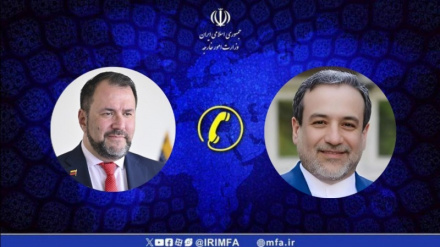 Venezuelan FM appreciates Iran’s solidarity and support