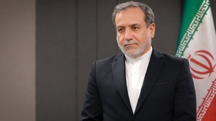 イラン外相：「コーカサス地域における外国勢力の存在の悪影響について繰り返し警告」