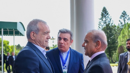 Pezeşkian: Qonşularla münasibətlər İranın xarici siyasətinin əsas sütunudur
