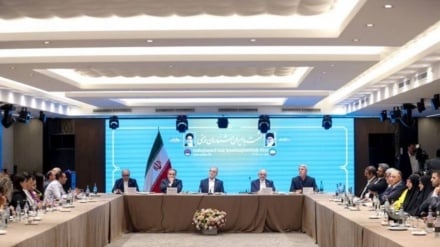 Pezeşkiyan: Ermeniler İran toplumunda çok itibarlı, sevilen ve değerli insanlardır