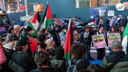 הפגנה ענקית בניו יורק מגנה את פשעי הציונות בעזה