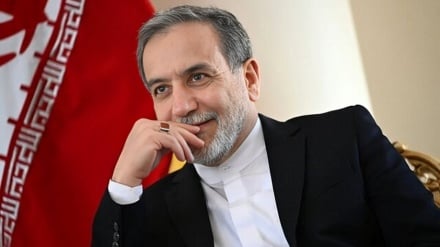 اخبار | عراقچی: ایران خواهان صلح در منطقه است؛ افزایش تنش‌ میان آمریکا و ونزوئلا