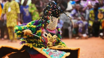 10etkinlik; 10 fotoğraf | Kaliforniya'daki yangınlardan Benin'deki maske festivaline