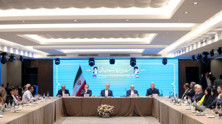 پزشکیان: ارمنی‌ها در جامعه ایران بسیار خوشنام، محبوب و عزیز هستند