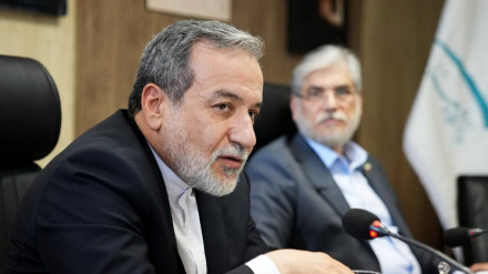 وزیر خارجه ایران: هنر زبانی جهانی برای ارتباط و دوستی میان ملت‌ها است