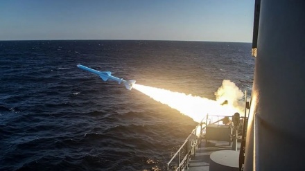 Manuver Rudal Eghtedar 1404 AL Militer Iran Dimulai di Samudra Hindia