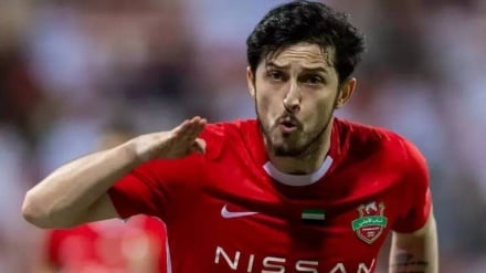 Sərdar Azmun BƏƏ Premyer Liqasının “Qızıl top”unu qazandı