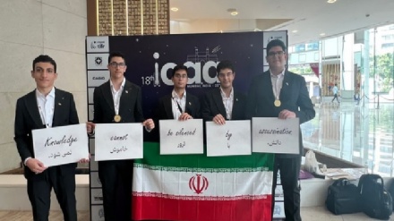 אליט האסטרונומיה האיראני נפגש את שר ההגנה