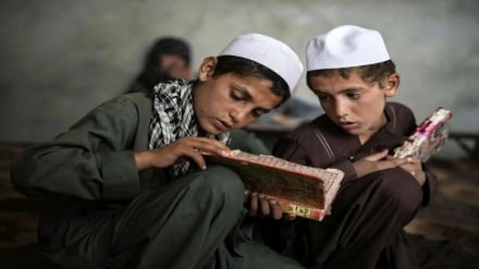 کودکان افغان در مدارس دینی