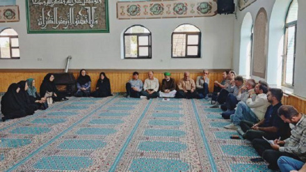 Ənbəran şəhri Nəbiye Rəhməti mərkəzi iştimoiyət və mədəni qrupi iminnə rəsmi iclos