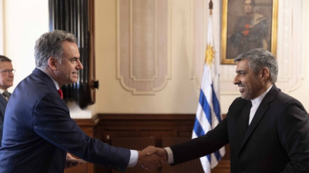 İran’ın Uruguay Büyükelçisi, Güven Mektubunu Bu Ülkenin Cumhurbaşkanına Sundu  