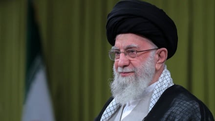 پیام رهبر انقلاب به قهرمانان تیم ملی کشتی آزاد ایران: از تلاش اعجاب‌انگیز و رفتار تحسین‌آمیز شما تشکّر میکنم