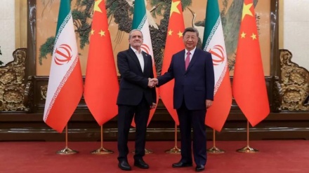 مسعود پزشکیان در دیدار همتای چینی خود: باید مانع ظلم و تجاوز و یکجانبه‌گرایی شویم