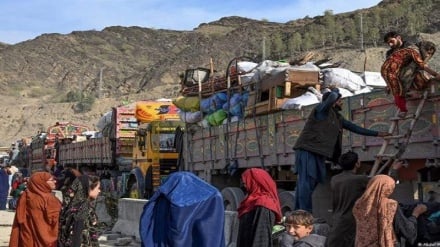 حدود ۱۸ هزار موتر پاکستانی در مرز افغانستان برای بازگشت به کشورشان معطل مانده‌اند