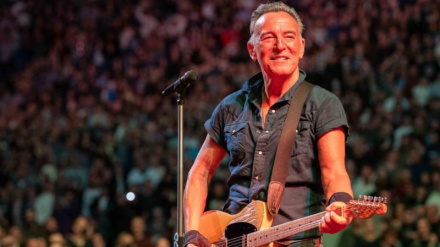 Un célèbre chanteur américain :Trump appartient aux poubelles de l’Histoire