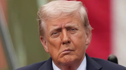 О чём говорит искривлённый рот Трампа?