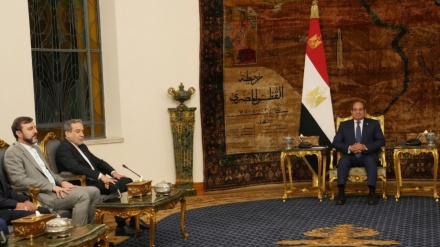 تاکید عراقچی بر گسترش روابط دوجانبه با مصر 
