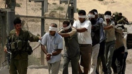 Palestinian prisoners are being tortured in the Zionist regime prisons 