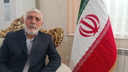 سرکنسول ایران در هرات بر ضرورت حمایت از رادیو دری تاکید کرد