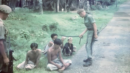 ১৯৪৭ সালে ইন্দোনেশিয়ায় ডাচ সামরিক বাহিনীর দ্বারা মাজমু গণহত্যা