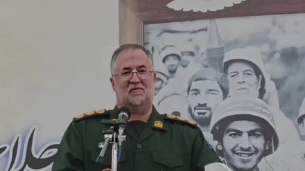 Sepahe Aşura fərmondə muavin: ironi əzəmət şəhidon xuniku bə dast omə