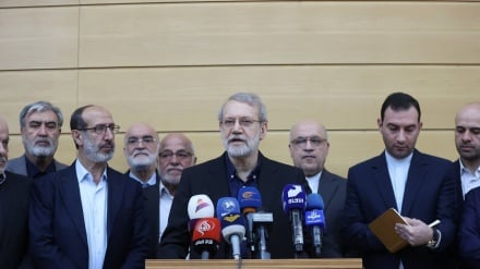 لاریجانی در لبنان: رژیم صهیونیستی به هیچ کشوری رحم نمی‌کند