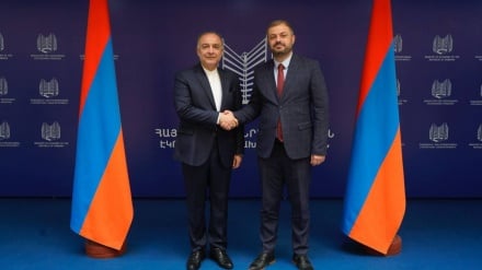 Պապոյանն Իրանի դեսպանի հետ քննարկել է տնտեսական համագործակցության ընդլայնման ծրագրերը