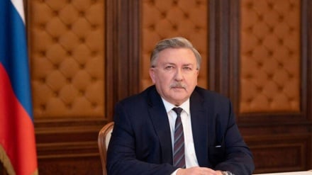 اولیانوف: ایران حق لري چې د لوېدیځ په وړاندې د خپلو ګټو او حقونو دفاع وکړي / مسکو د تهران تر څنګ ولاړ دی