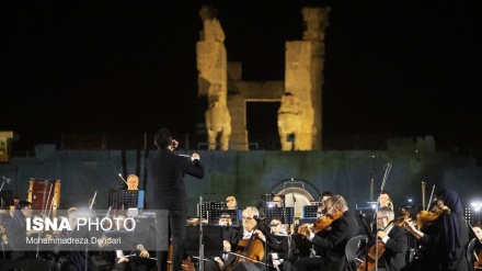 Իրանի և Հայաստանի  ժողովուրդների բարեկամության ձայնը. Հայկական ֆիլհարմոնիկ նվագախումբը ելույթ ունեցավ Պերսեպոլիսում
