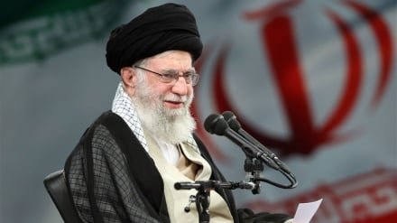 اندیشه‌های امام خامنه‌ای | خواست آمریکا مذاکره نیست، تحمیل زورگویی است     