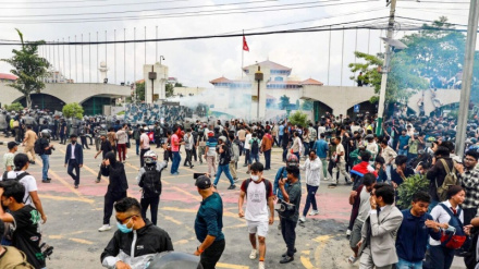Nepal'de gençlerin geniş çaplı protestolarının bastırılması sırasında ölümler  