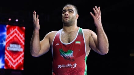 Mondiali di Lotta Greco-Romana; l'Iran è in testa al termine di 4 categorie con due ori e un argento