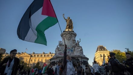 پرچم فلسطین بر فراز برخی شهرهای فرانسه برافراشته شد 