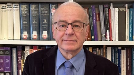 Profesori i Universitetit të Vjenës: Vetëm dialogu mund ta zgjidhë çështjen bërthamore të Iranit