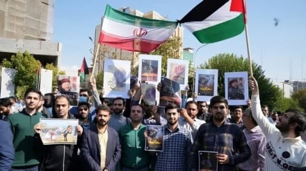 Berita | Mahasiswa Iran Siap Bantu Pemuda Arab Lawan Israel; Trump: Eropa Hanya Ngomong!
