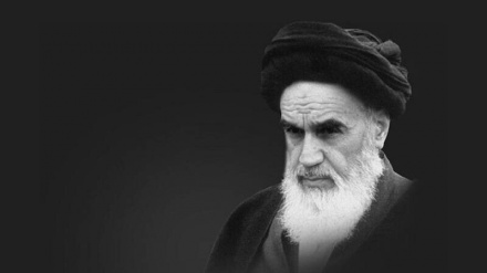 اندیشه‌های امام خمینی | آمریکا سردمدار استکبار جهانی، دشمن شماره يك مردم محروم و مستضعف جهان است