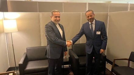 دیدار و گفت وگوی وزیران خارجه ایران و عمان