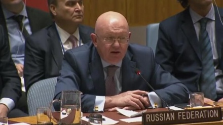 ¿Por qué Rusia considera ilegales las acciones de la troika europea contra Irán?