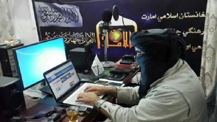ټول افغانستان کښې ټيلي فوني او مخابراتي اړیکې غوڅې شوي دي 