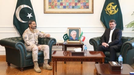 İran və Pakistan narkotik ticarəti şəbəkələrinə qarşı kəşfiyyat əməkdaşlığını gücləndirmək barədə razılığa gəliblər