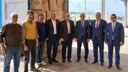 بازدید سفیر ایران از دروازه صادراتی به اروپا در مرز جمهوری آذربایجان و گرجستان