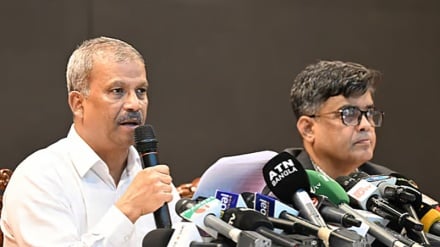 মামলায় পলাতক আসামিরা জাতীয় নির্বাচনে প্রার্থী হতে পারবেন না