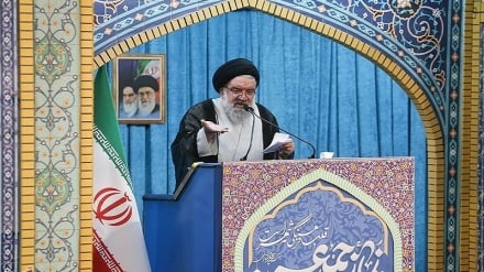 د ایران له ملت سره د ډونالډ ټرامپ د دوستۍ ادعا ښکاره دروغ  دي