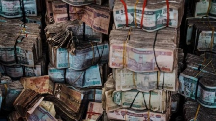 د افغانستان بانک تېرو څلور کلونو کې ۱۵ میلیارد زاړه بانک‌نوټونه سوځولي
