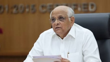 গুজরাটের মুখ্যমন্ত্রী ছাড়া সব মন্ত্রীর পদত্যাগ! হঠাৎ কী ঘটল বিজেপিশাসিত রাজ্যে?